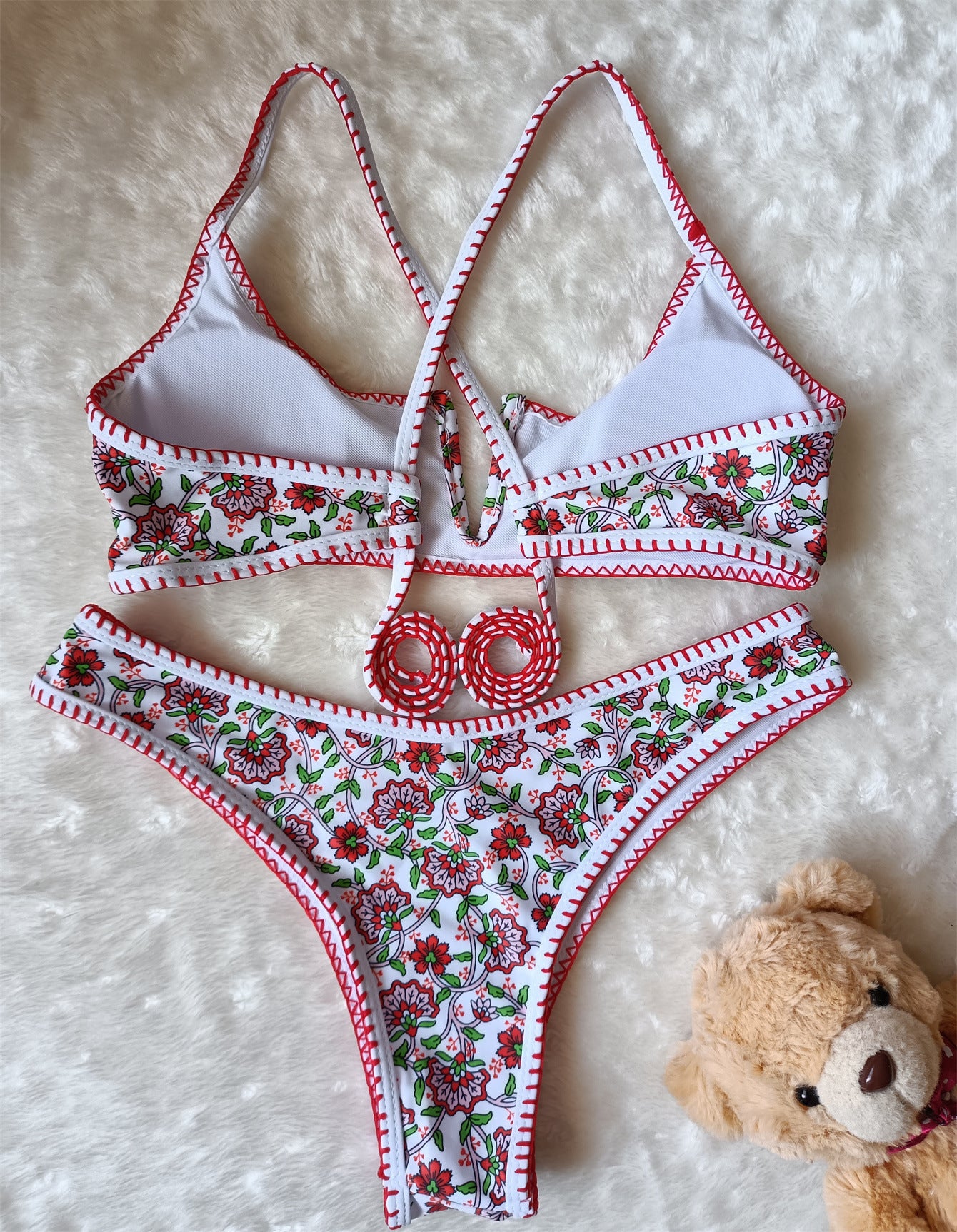 V-neck Embroidery Bikini Swimsuit