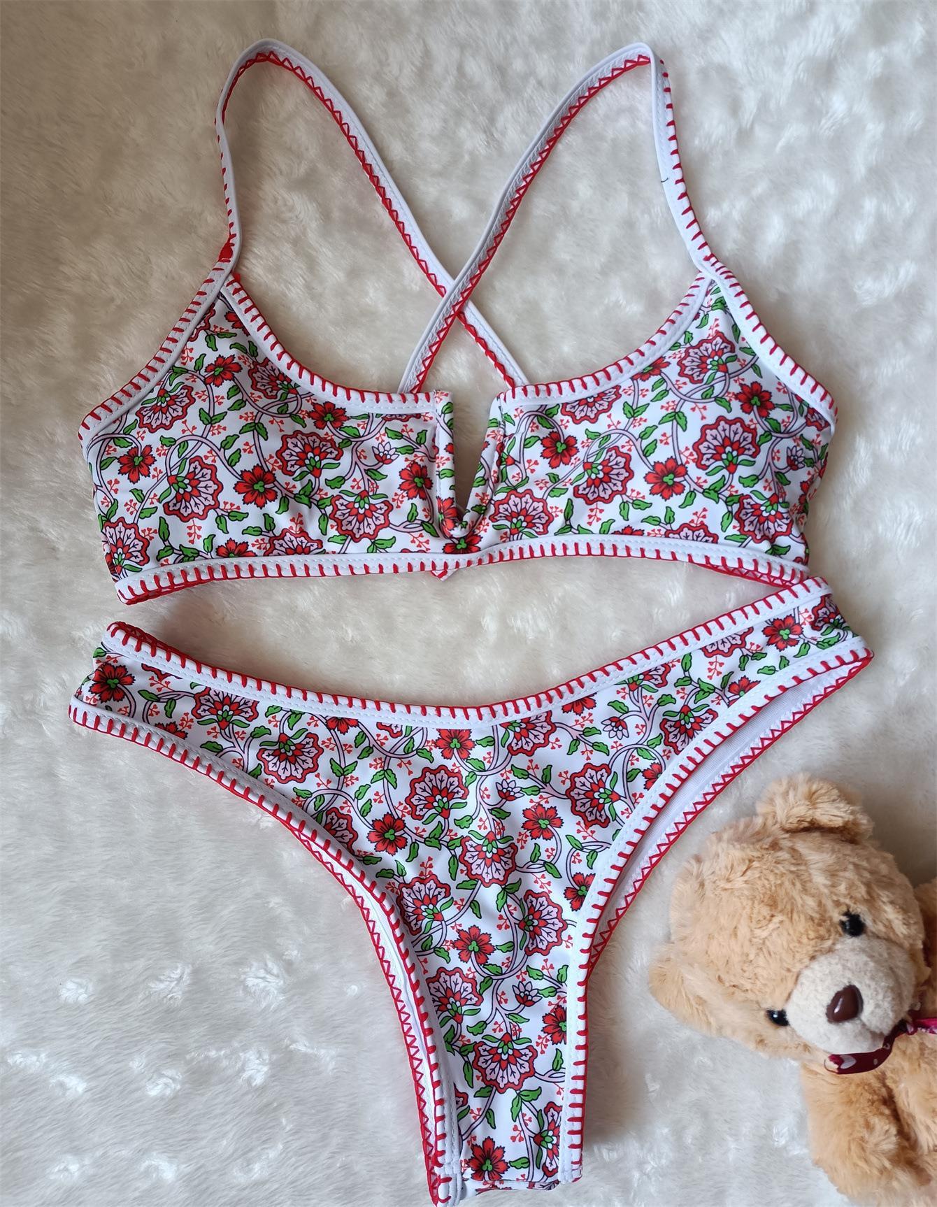 V-neck Embroidery Bikini Swimsuit